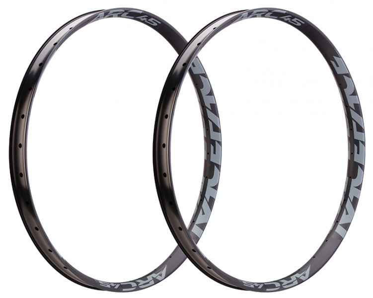 

Race Face AR 25 Offset 32H (2018), Grey