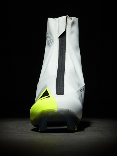 Ботинки для беговых лыж Fischer Carbonlite Classic WS - купить в Москве