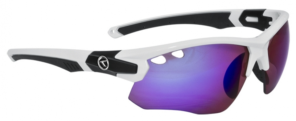 

Kelly's Stranger (0), White/purple
