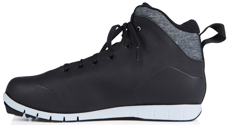 Ботинки для беговых лыж Fischer Urban Pure Black - купить в Москве