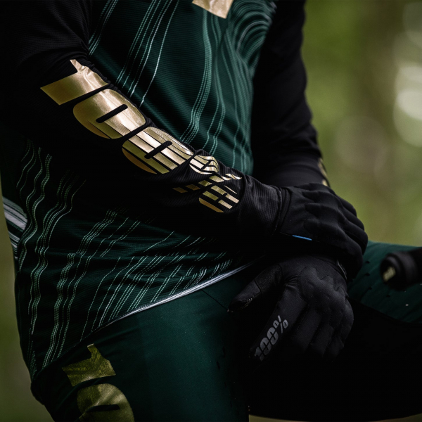 Мотоперчатки 100% Cognito Smart Shock Glove, Black - купить в Москве