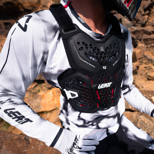 Защиту спины Leatt Chest Protector 4.5 Hybrid, Black - купить в Москве